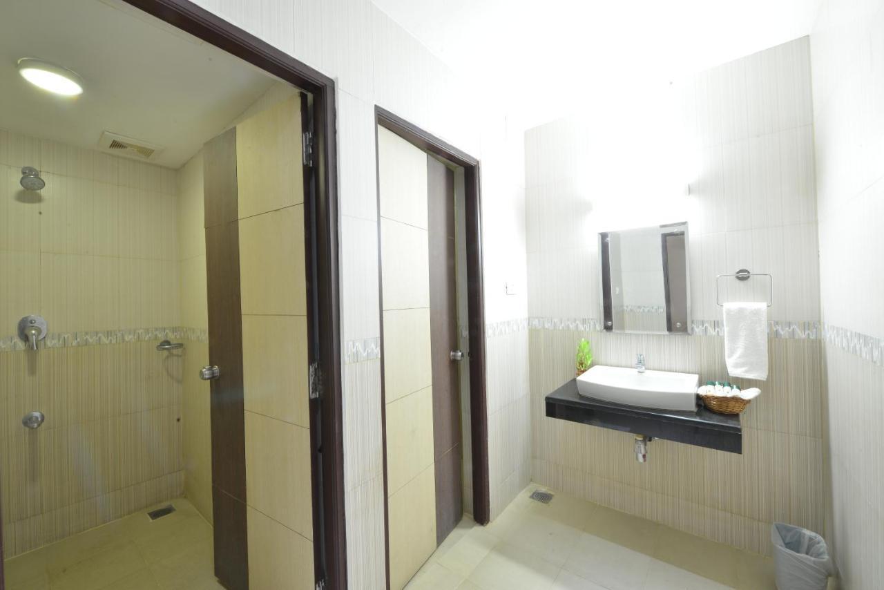 Srm Hotel Тутикорин Экстерьер фото