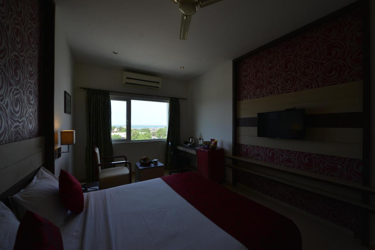 Srm Hotel Тутикорин Экстерьер фото