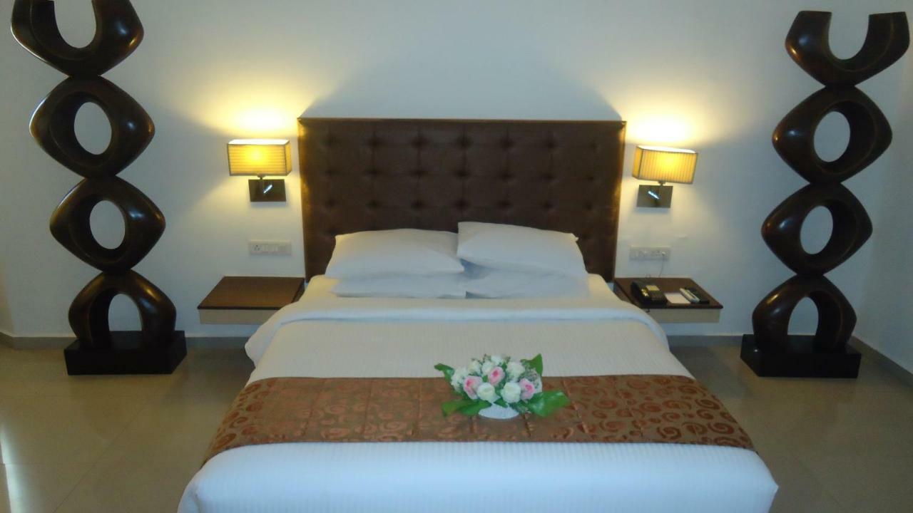 Srm Hotel Тутикорин Экстерьер фото